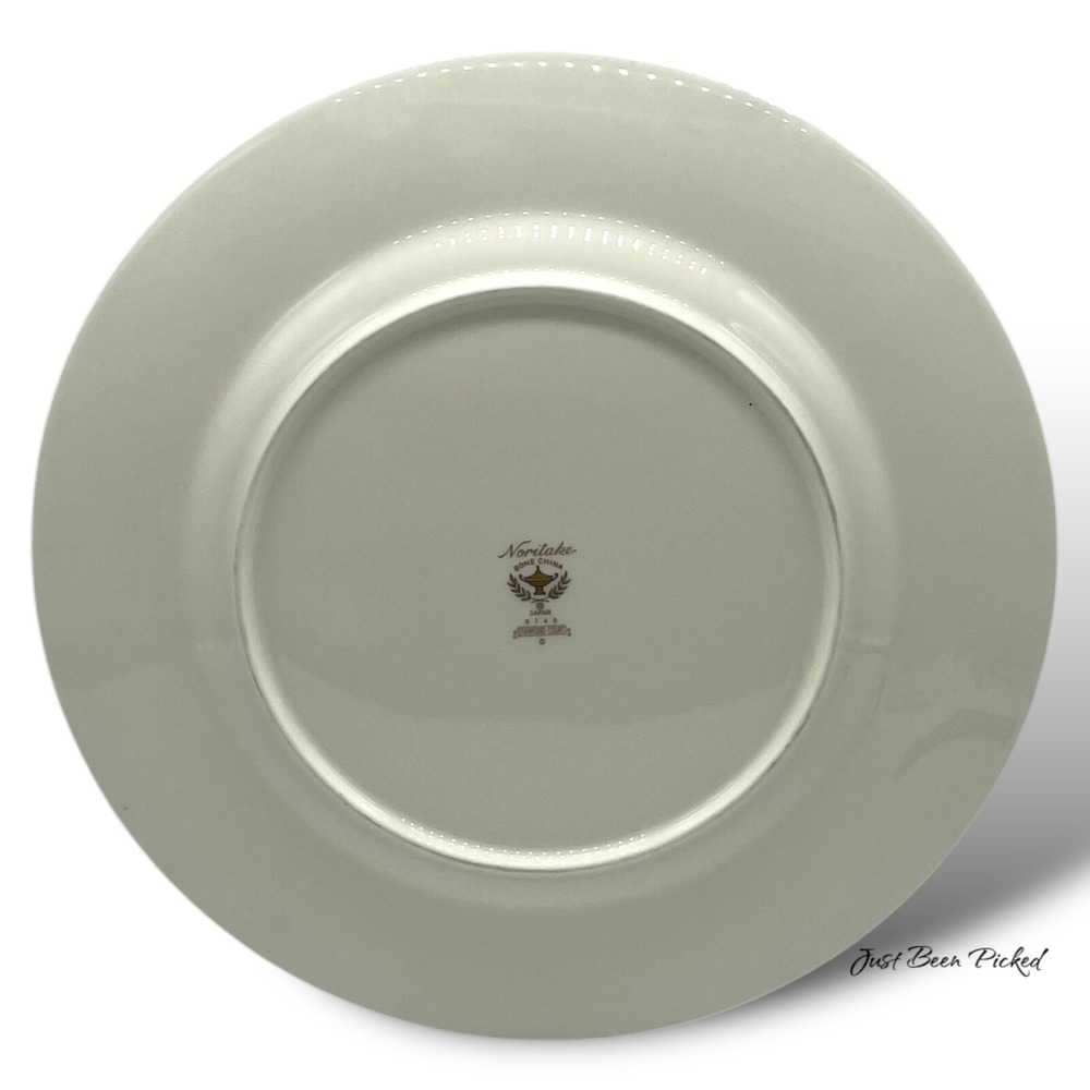 Noritake Dinner Plate 10.5" Stanford Court 9748 Bone China Shell Gold Trim Japan - Picture 2 of 2